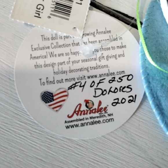 Annalee Limited Edition #4 of 250 made, "Surfer Girl", 4", NWT - Picture 2 of 7